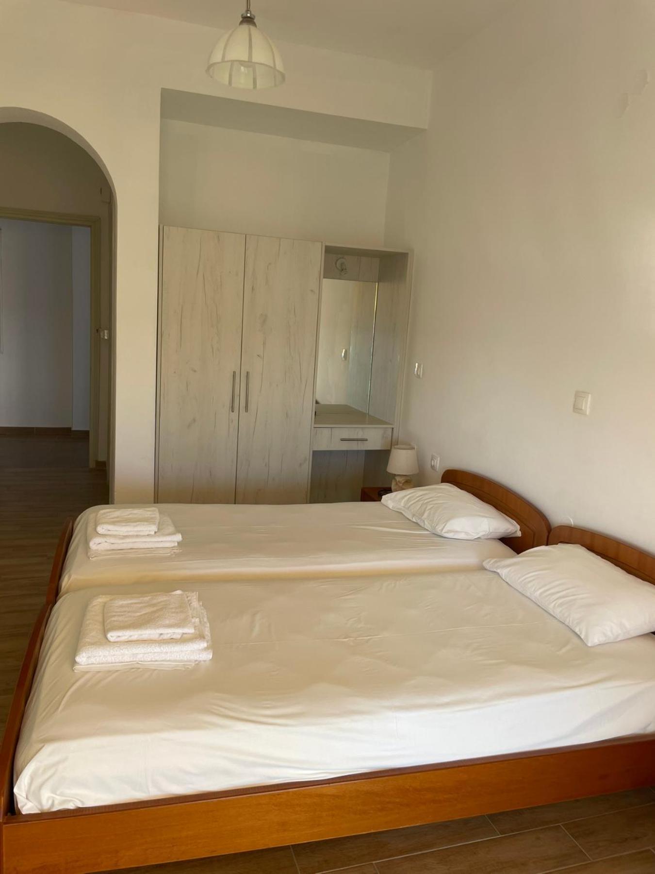 Nafsika Apartments Agios Georgios Pagon Esterno foto