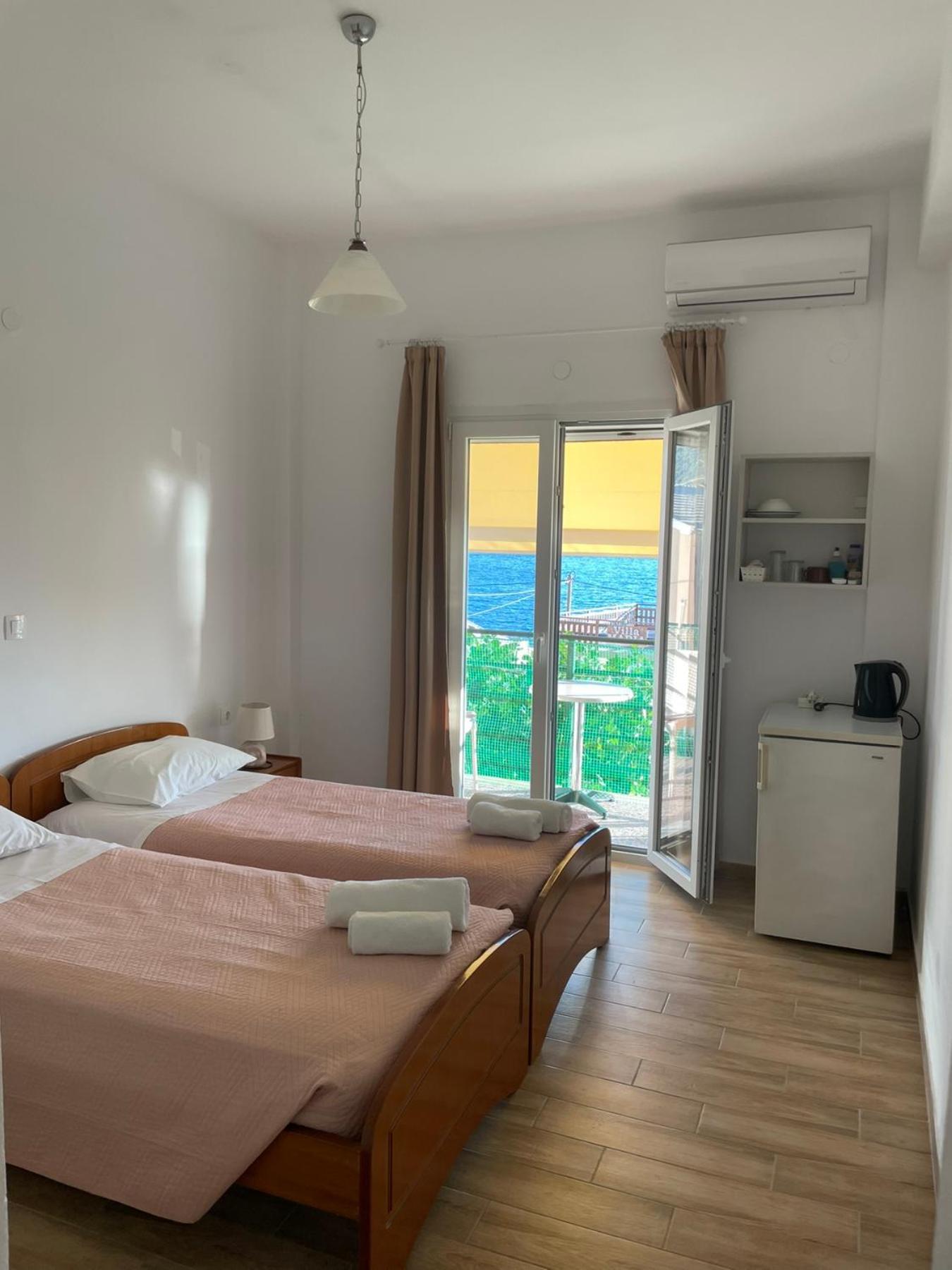 Nafsika Apartments Agios Georgios Pagon Esterno foto