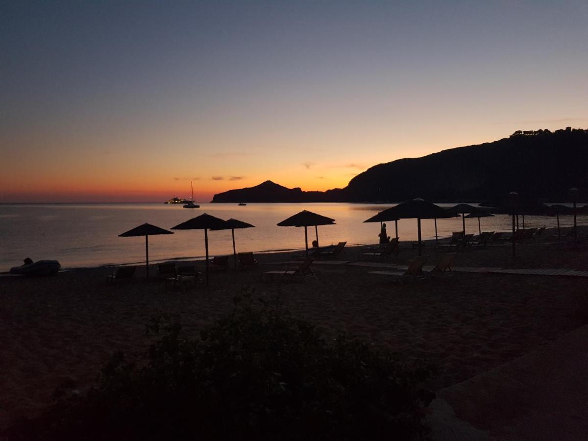 Nafsika Apartments Agios Georgios Pagon Esterno foto